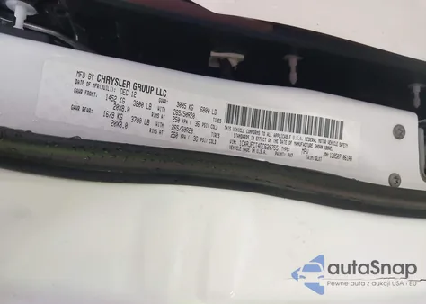 2013 Jeep Grand Cherokee Overland z USA, uszkodzony, nr VIN 1C4RJFCT4DC620755